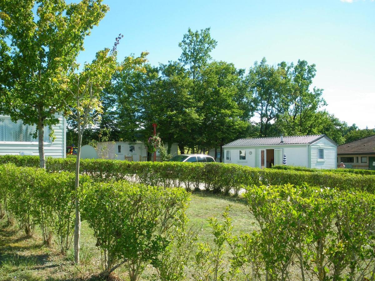Camping Du Pontis Verteillac Exterior foto