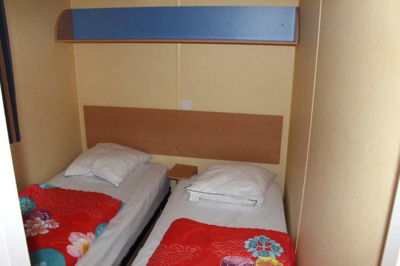 Camping Du Pontis Verteillac Exterior foto