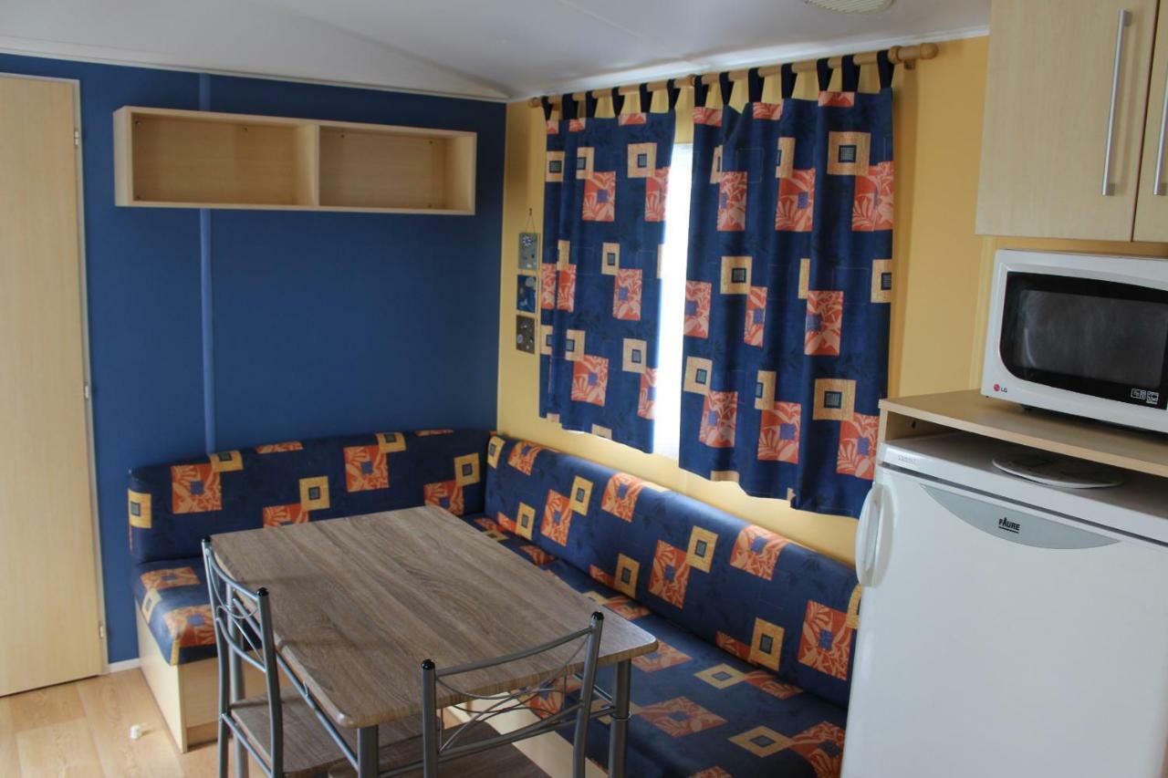 Camping Du Pontis Verteillac Exterior foto