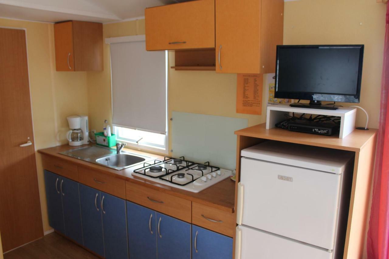 Camping Du Pontis Verteillac Exterior foto